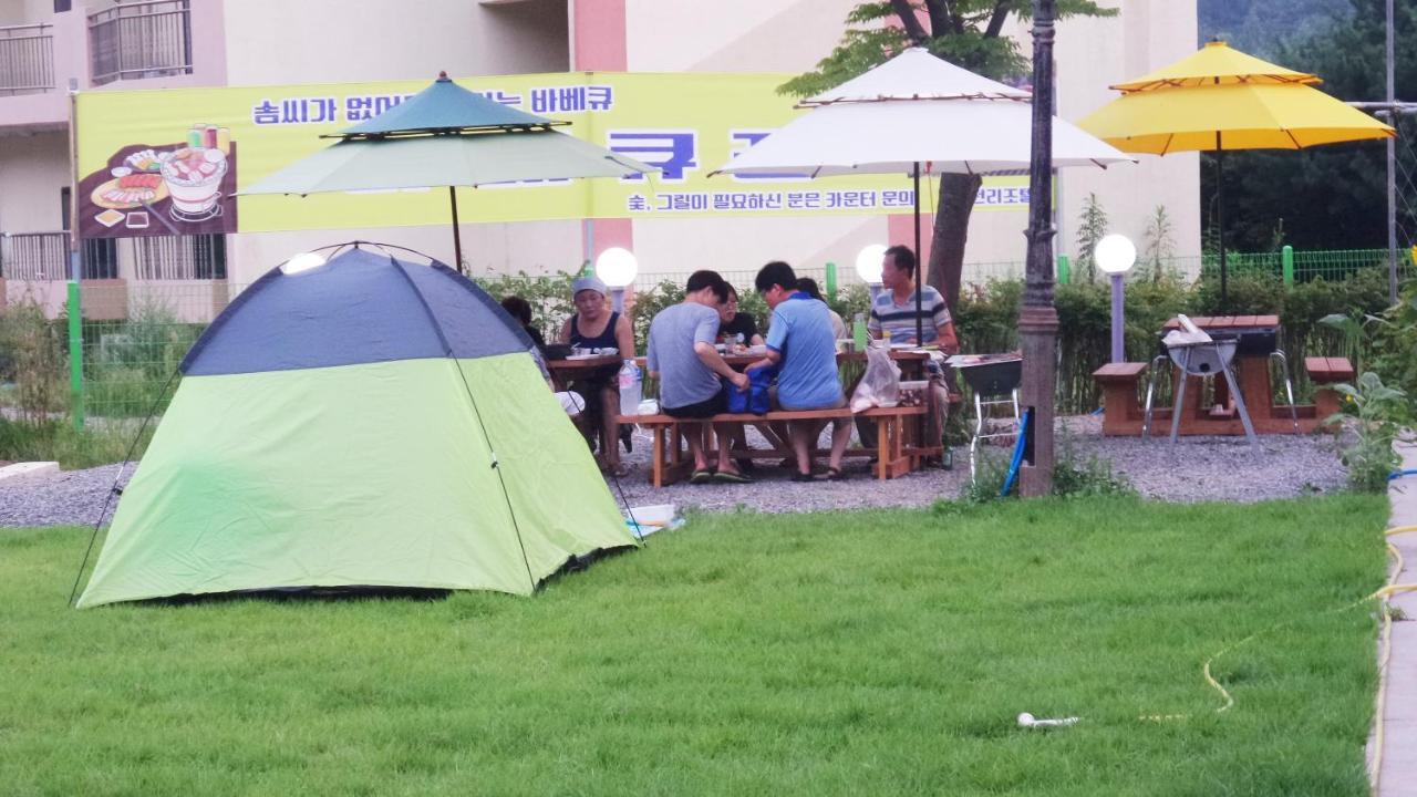 Hongcheon Resortel Exteriör bild