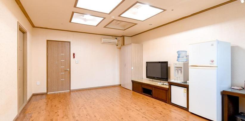 Hongcheon Resortel Exteriör bild