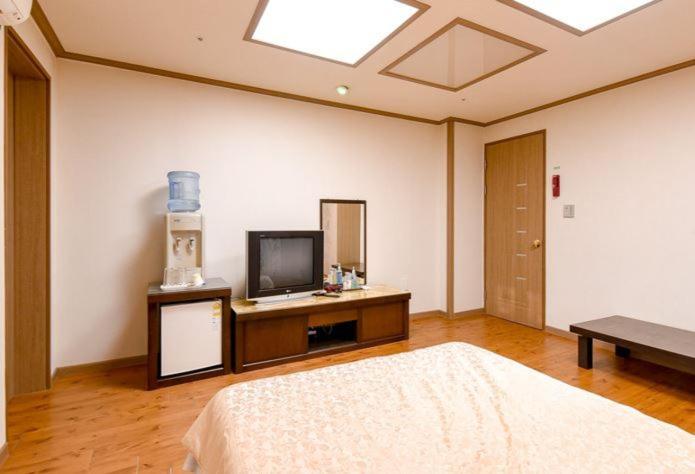 Hongcheon Resortel Exteriör bild